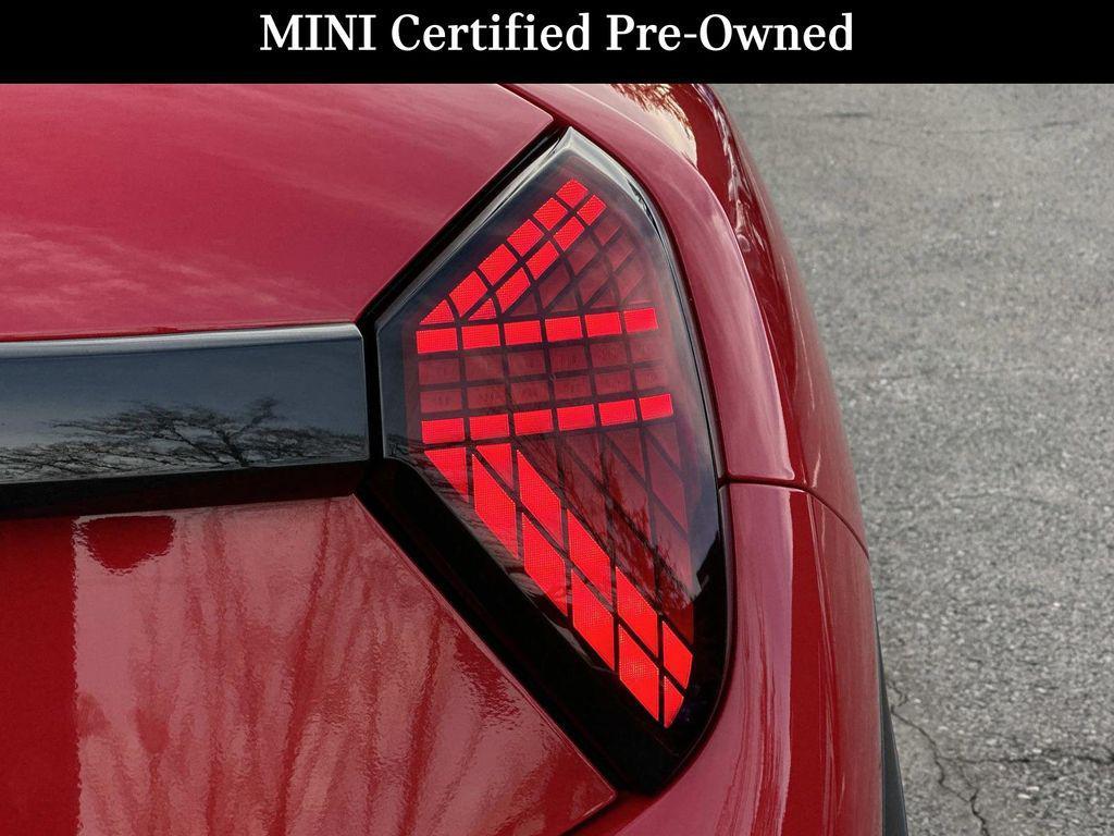 used 2025 MINI Hardtop car, priced at $29,359