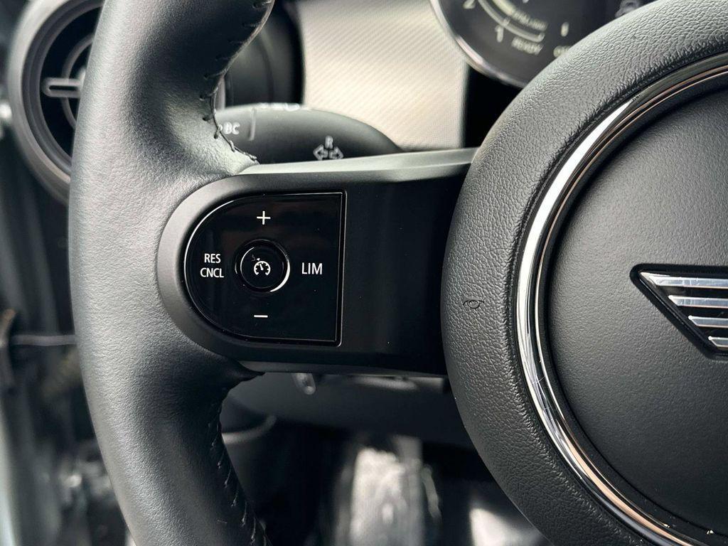 used 2022 MINI Hardtop car, priced at $22,500