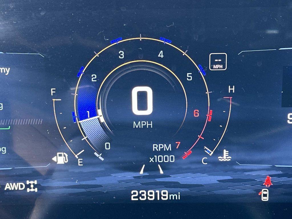 used 2024 Chevrolet Traverse car, priced at $43,650