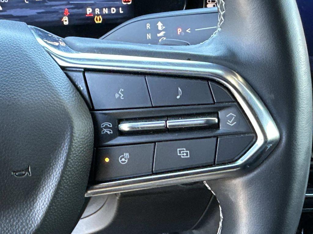 used 2024 Chevrolet Traverse car, priced at $43,650