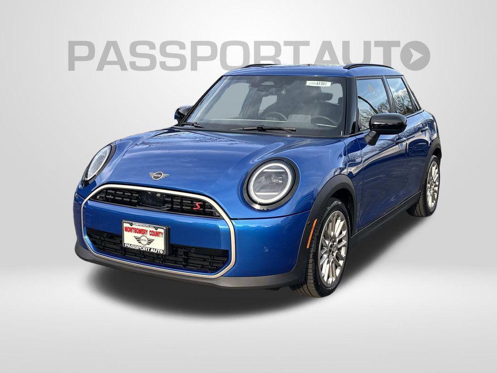 used 2025 MINI Hardtop car, priced at $31,799