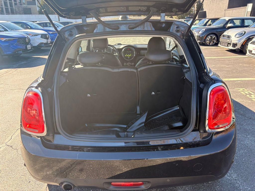 used 2018 MINI Hardtop car, priced at $15,568