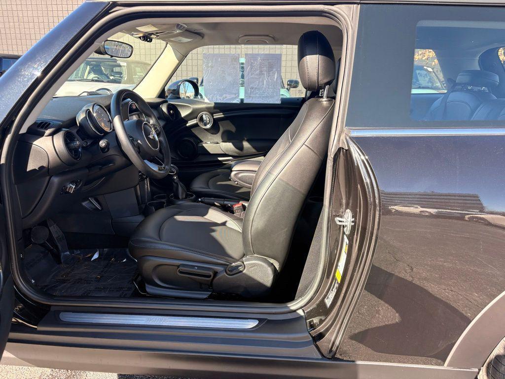 used 2018 MINI Hardtop car, priced at $15,568