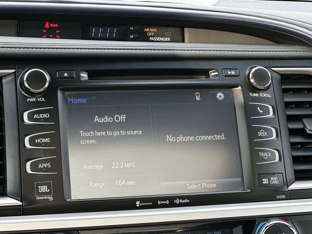 used 2019 Toyota Highlander car, priced at $24,290