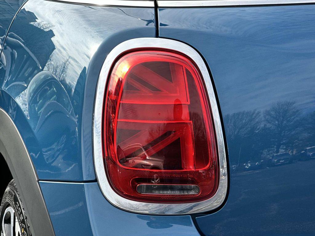 used 2024 MINI Hardtop car, priced at $25,747