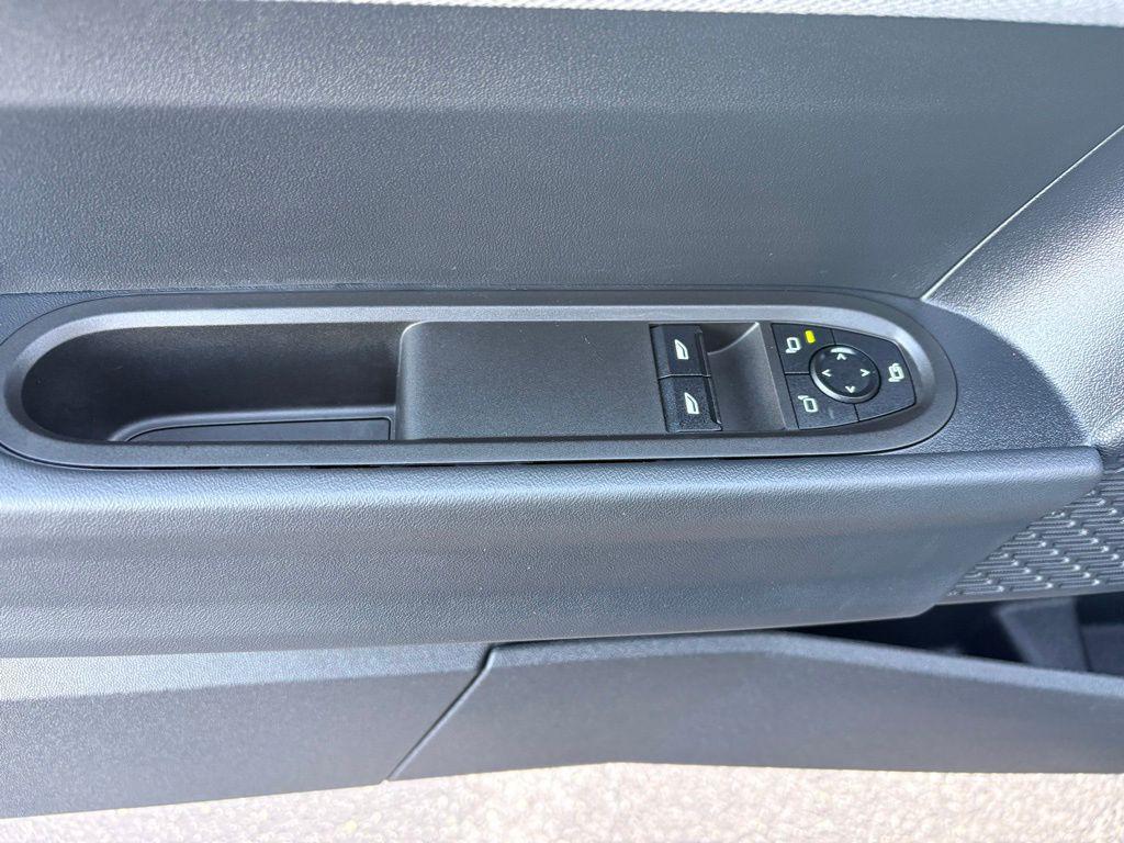 used 2025 MINI Hardtop car, priced at $32,250