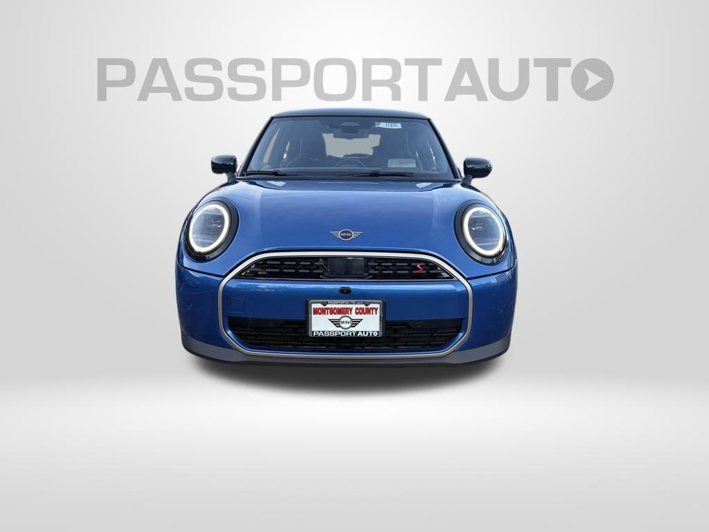 used 2025 MINI Hardtop car, priced at $32,250