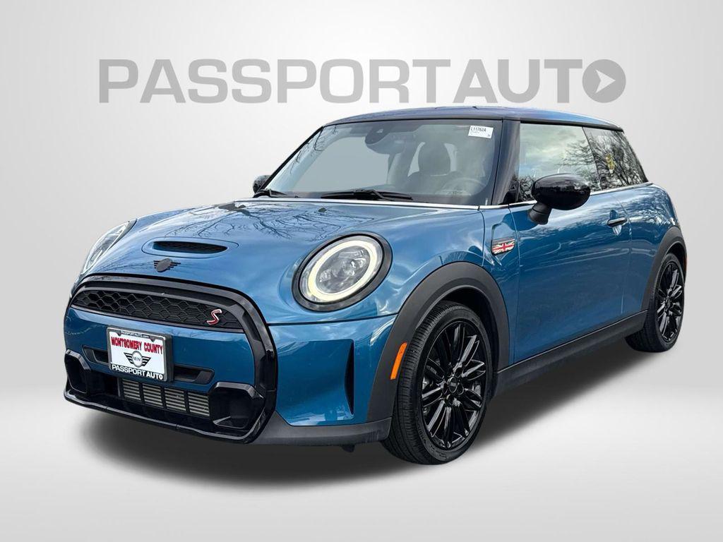 used 2024 MINI Hardtop car, priced at $27,499