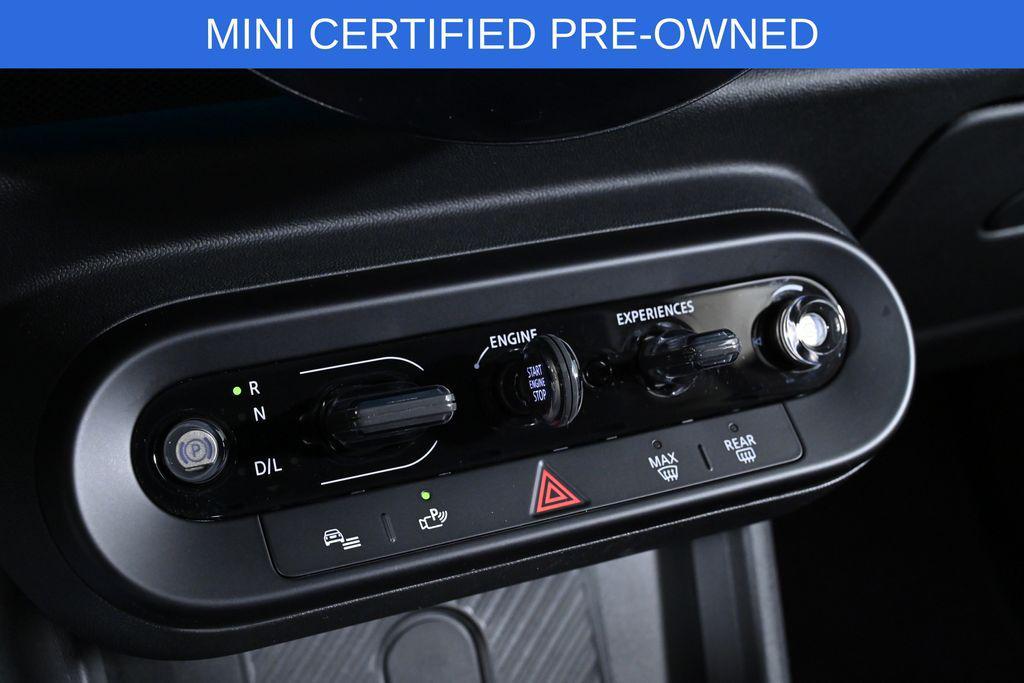 used 2025 MINI Hardtop car, priced at $27,500