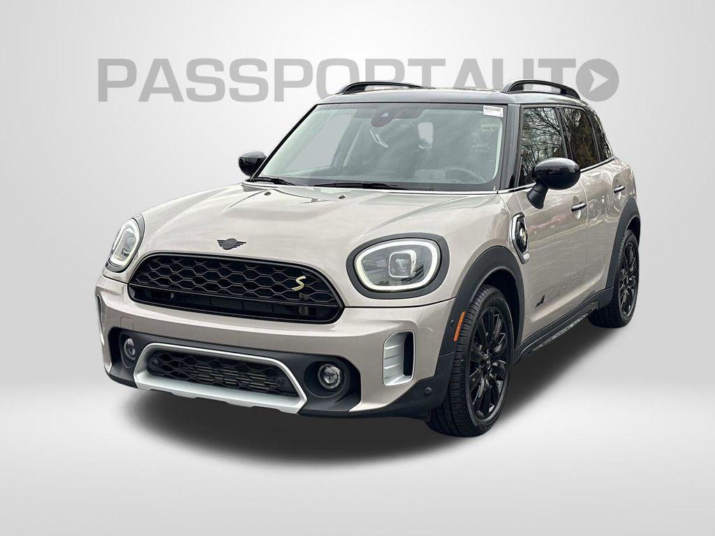 used 2023 MINI SE Countryman car, priced at $31,999