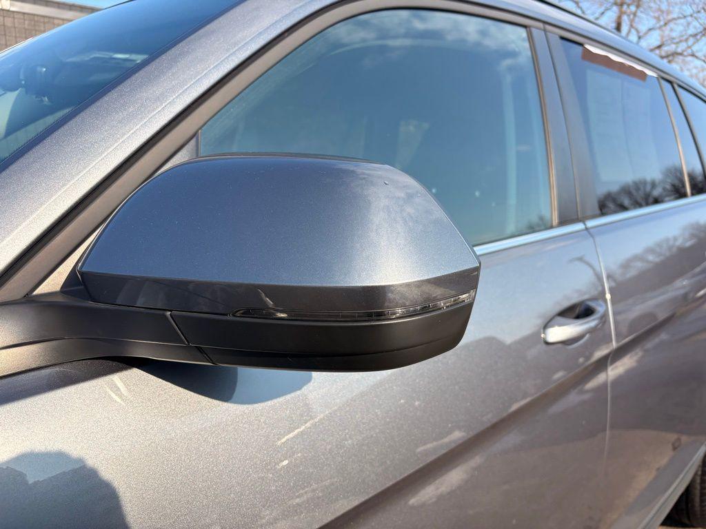 used 2022 Volkswagen Atlas car, priced at $26,519