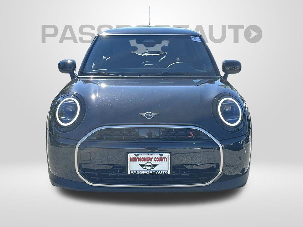 used 2025 MINI Hardtop car, priced at $27,399