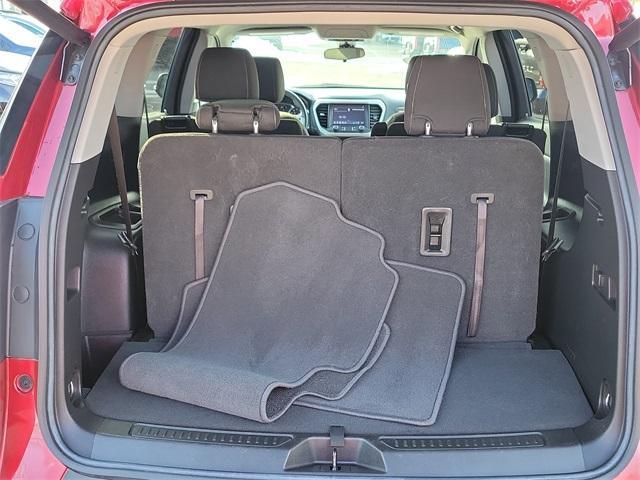 used 2022 GMC Acadia car, priced at $23,780