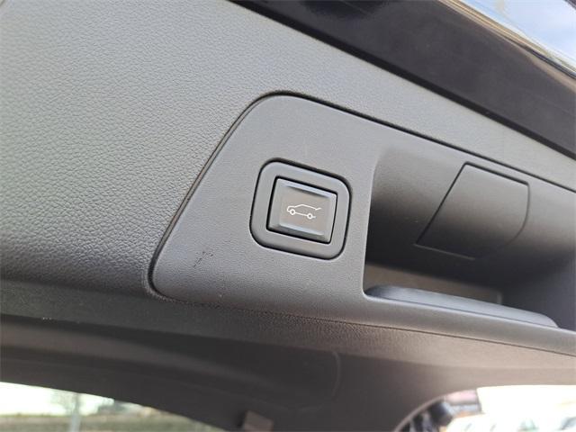 used 2023 Buick Envision car, priced at $25,967