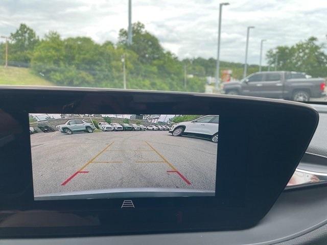 new 2025 Buick Envista car, priced at $25,125