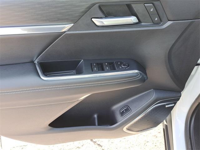 used 2025 GMC Acadia car, priced at $31,997