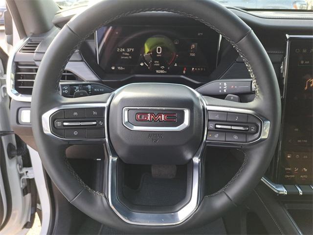 used 2025 GMC Acadia car, priced at $31,997