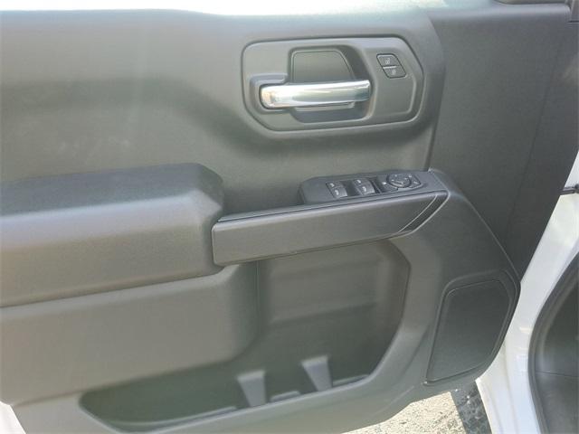 new 2026 GMC Sierra 1500 car, priced at $40,500