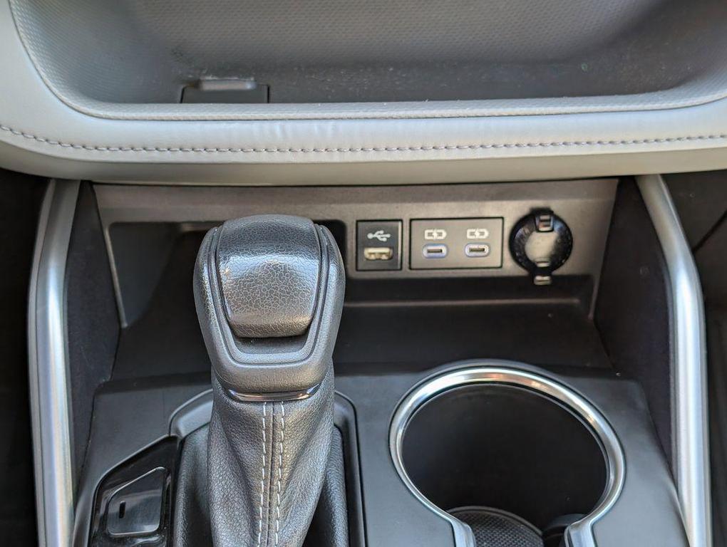 used 2022 Toyota Highlander car, priced at $29,670