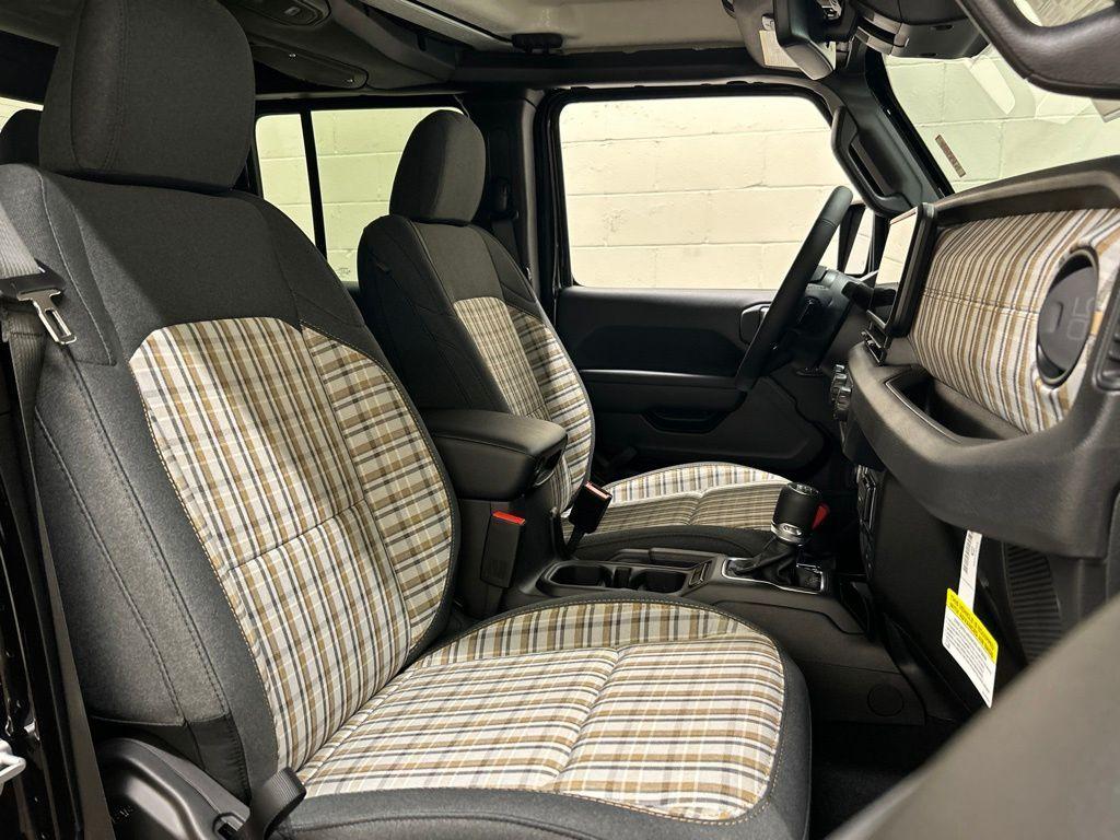 new 2026 Jeep Gladiator car, priced at $48,483
