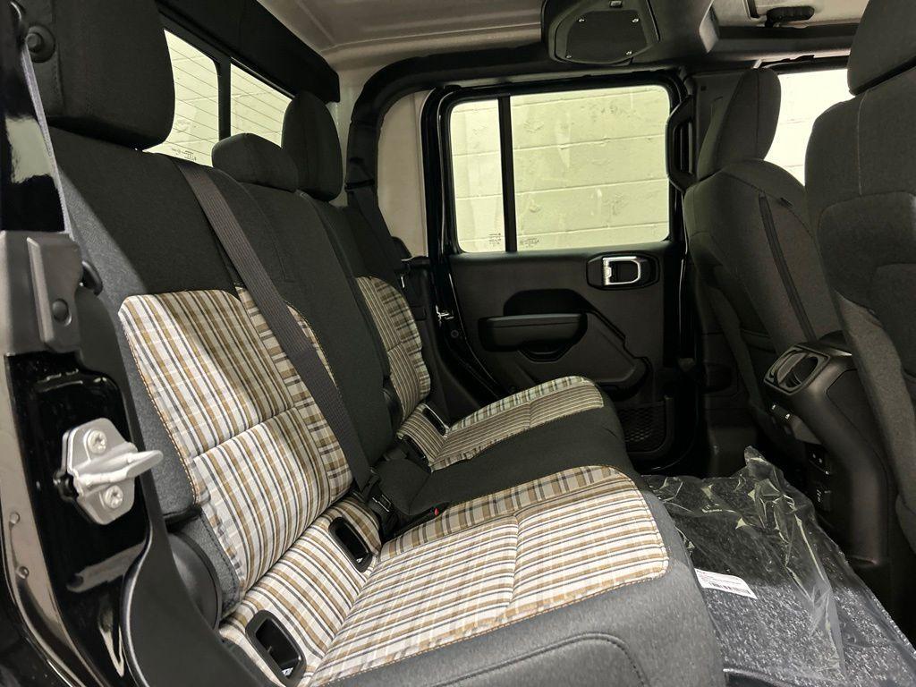 new 2026 Jeep Gladiator car, priced at $48,483