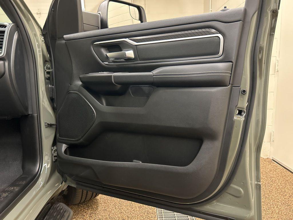 new 2026 Ram 1500 car, priced at $60,162