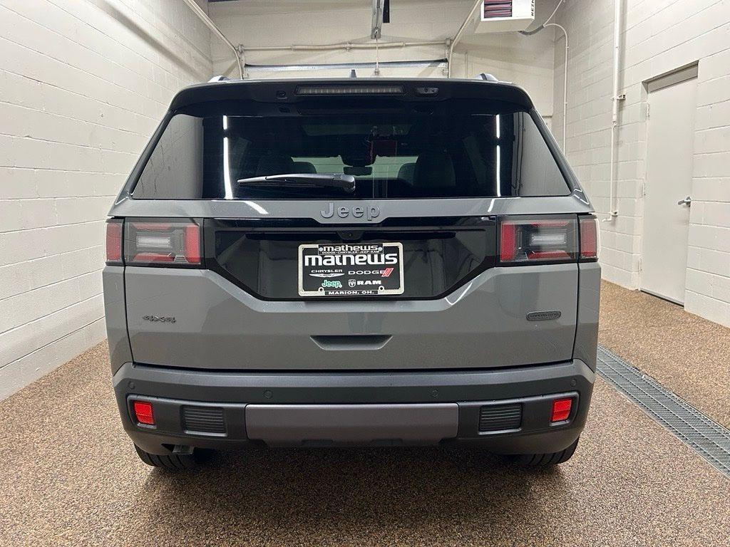 new 2026 Jeep Cherokee car, priced at $43,728