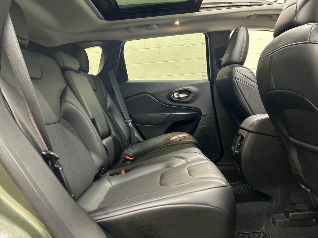 used 2021 Jeep Cherokee car, priced at $21,082