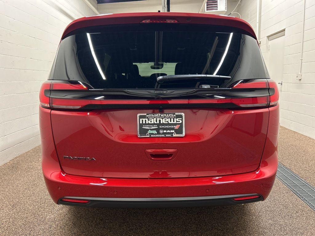 new 2026 Chrysler Pacifica car, priced at $40,543
