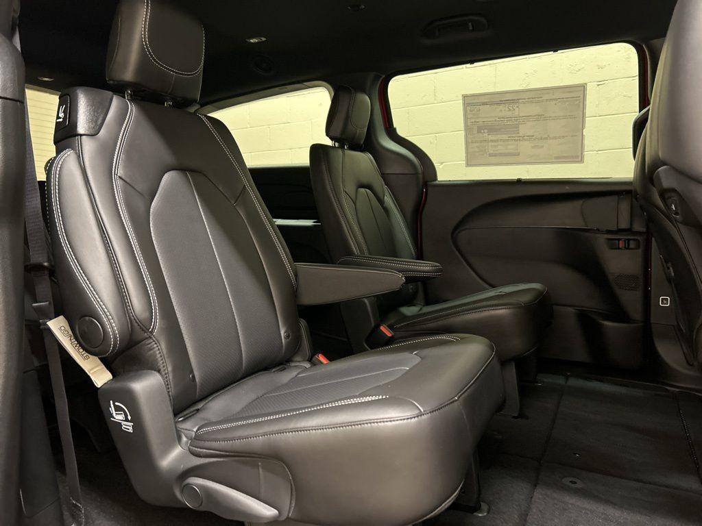 new 2026 Chrysler Pacifica car, priced at $40,543