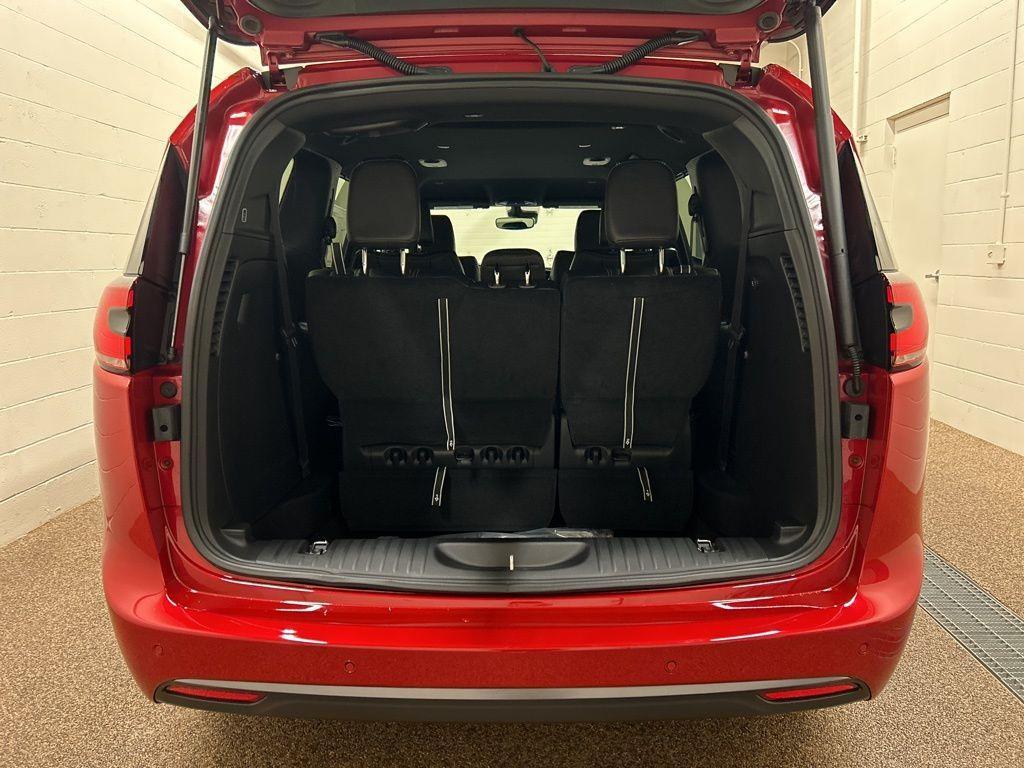 new 2026 Chrysler Pacifica car, priced at $40,543