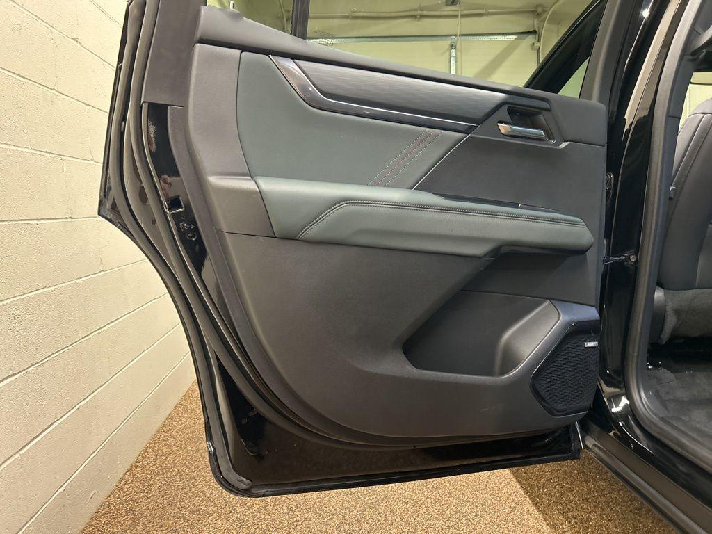 used 2024 GMC Acadia car, priced at $41,500