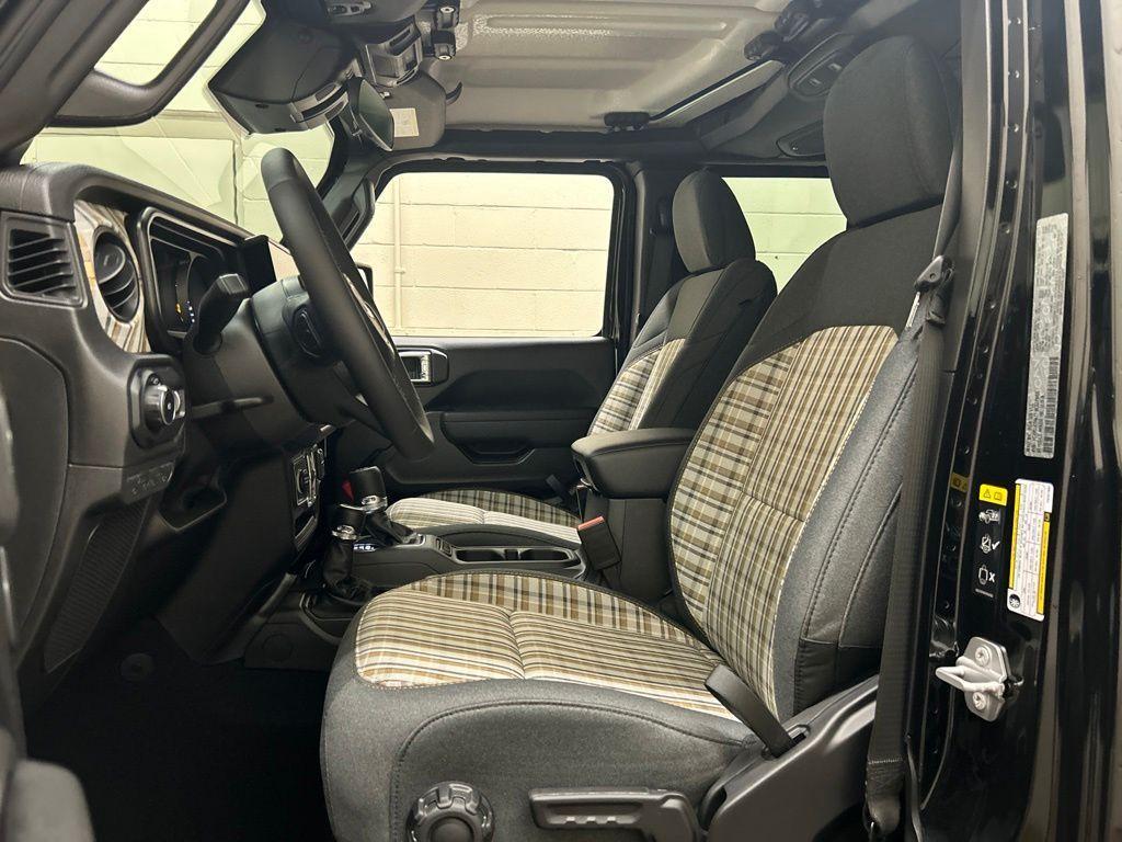new 2026 Jeep Wrangler car, priced at $40,174