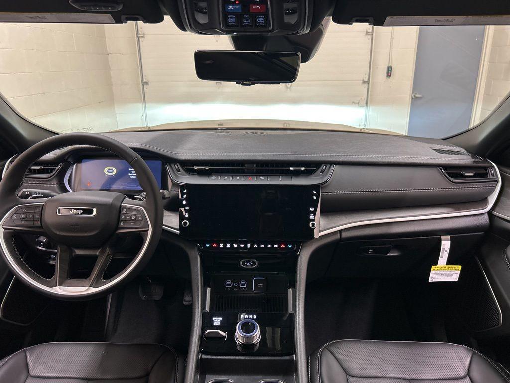 new 2026 Jeep Grand Cherokee car, priced at $51,187