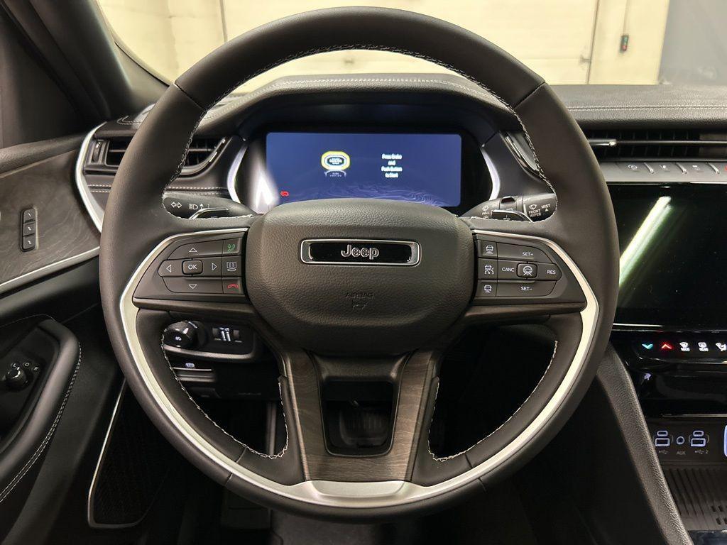 new 2026 Jeep Grand Cherokee car, priced at $51,187