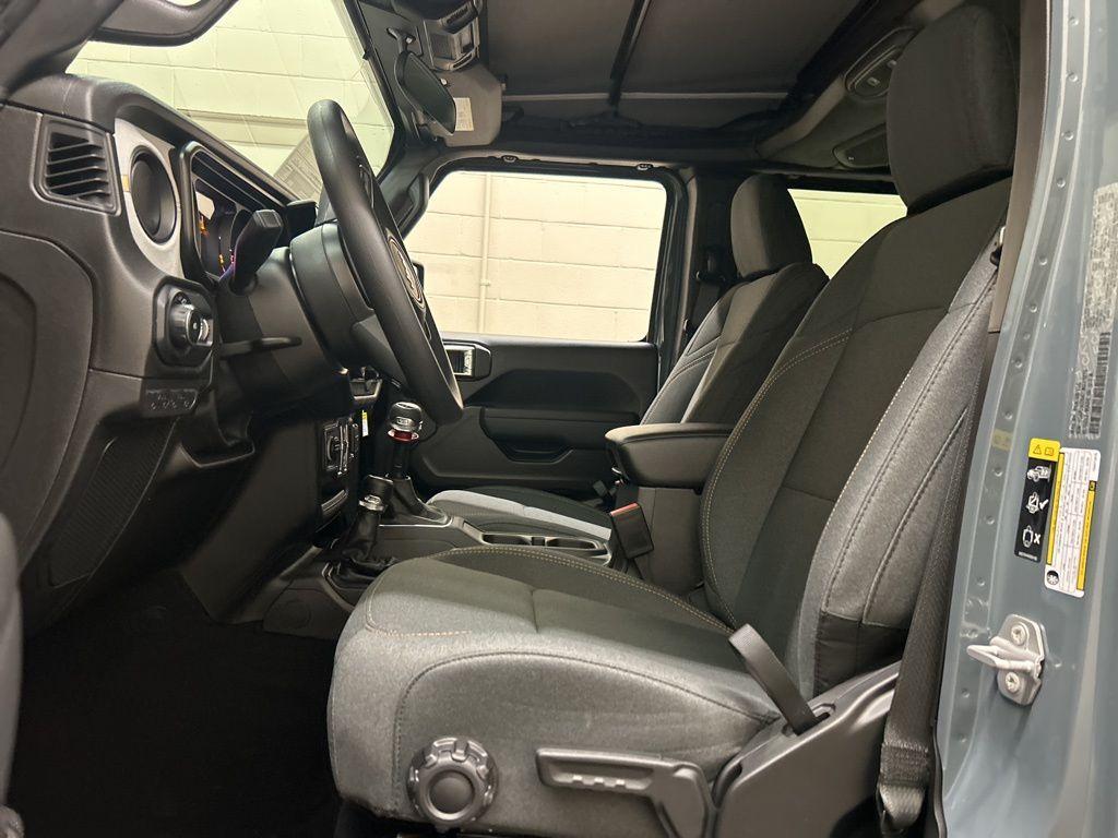 new 2026 Jeep Wrangler car, priced at $40,868