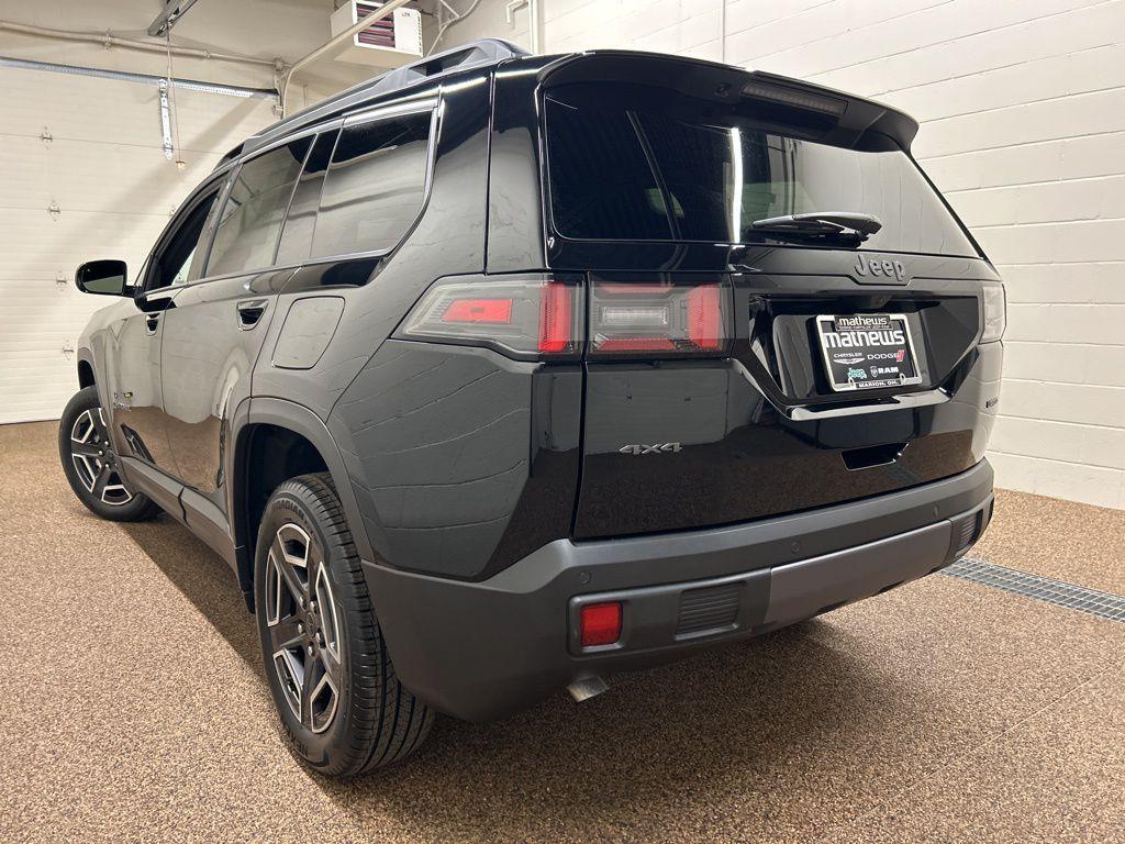 new 2026 Jeep Cherokee car, priced at $39,052