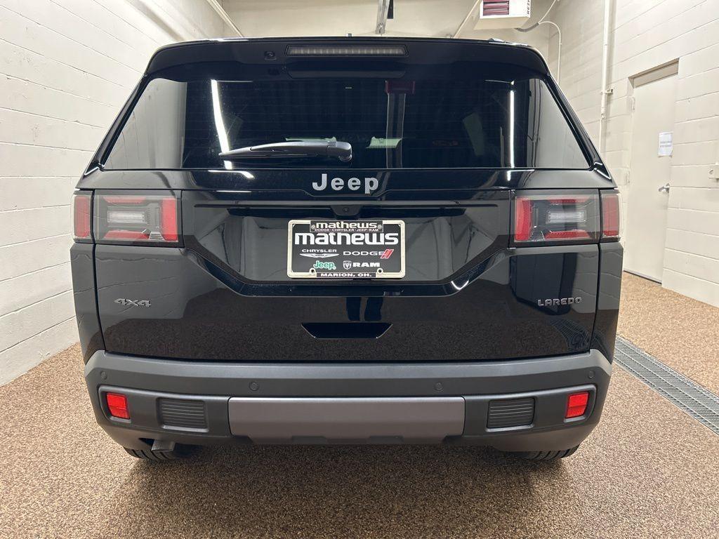 new 2026 Jeep Cherokee car, priced at $39,052