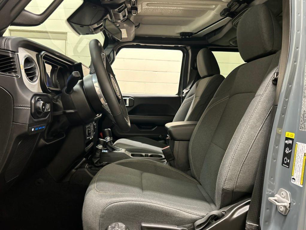 used 2025 Jeep Wrangler 4xe car, priced at $32,000