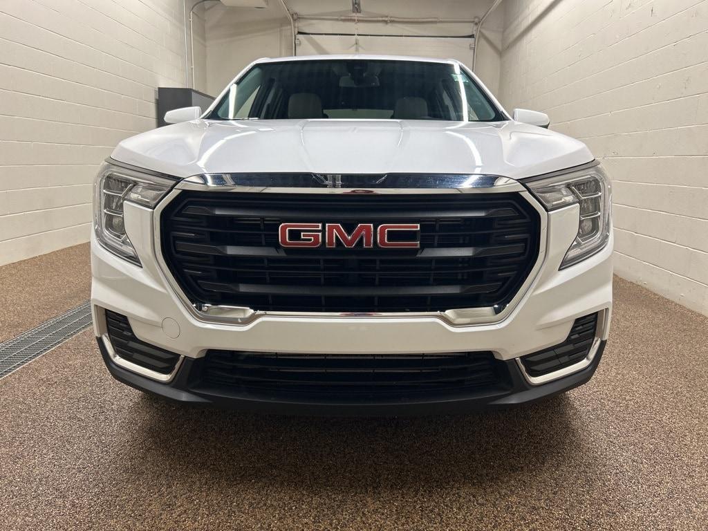 used 2024 GMC Terrain car, priced at $22,500