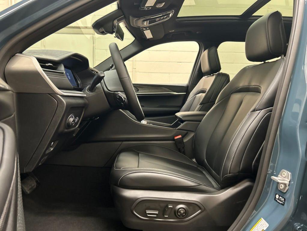 new 2026 Jeep Grand Cherokee L car, priced at $49,911