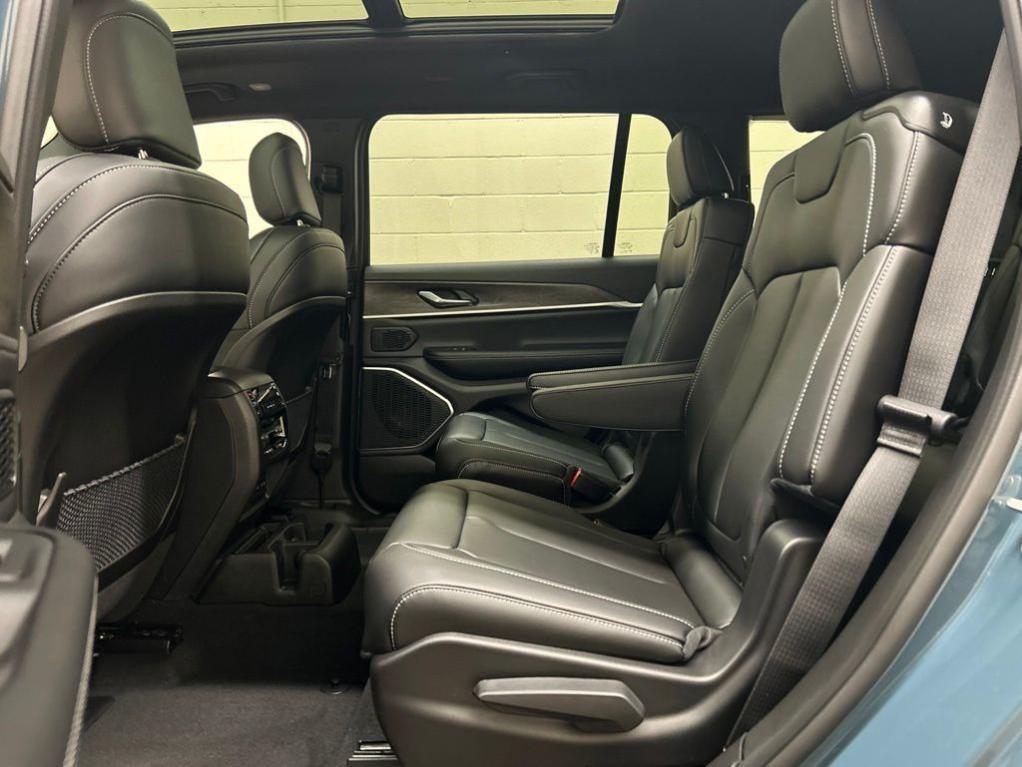 new 2026 Jeep Grand Cherokee L car, priced at $49,911
