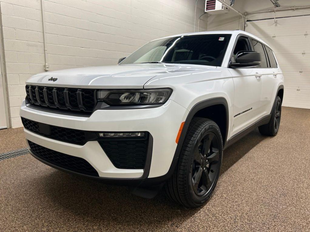 new 2026 Jeep Grand Cherokee L car, priced at $49,911