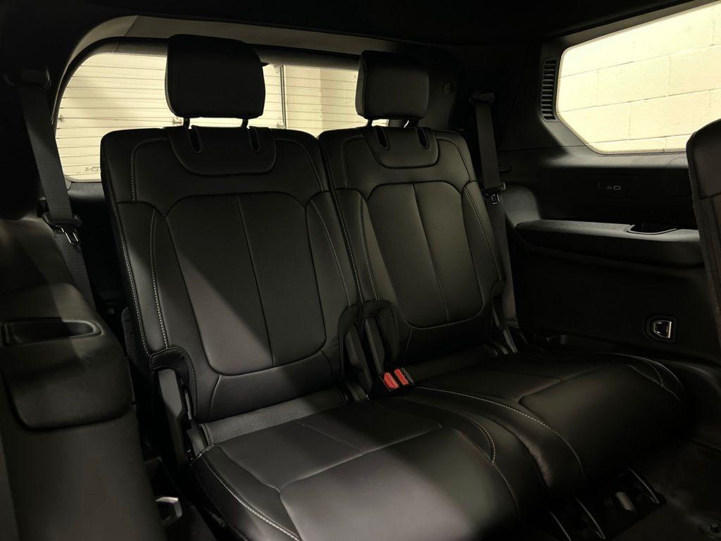 new 2026 Jeep Grand Cherokee L car, priced at $49,911