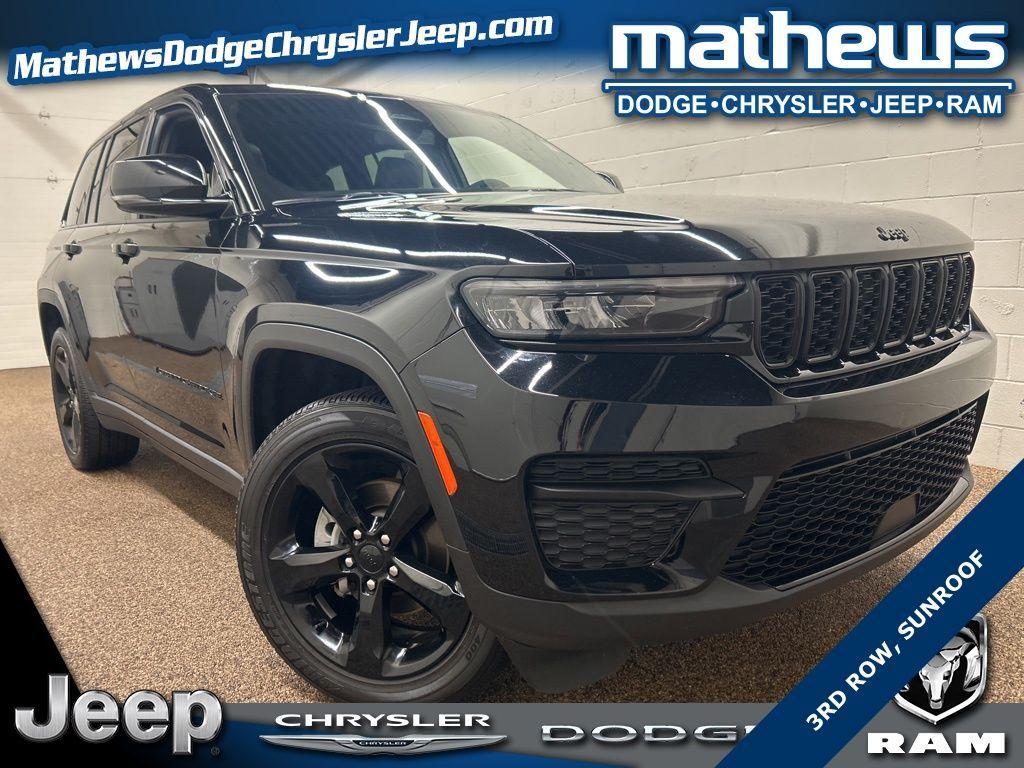 used 2024 Jeep Grand Cherokee car, priced at $35,800