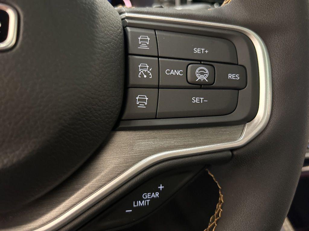 new 2026 Jeep Grand Wagoneer car, priced at $76,008