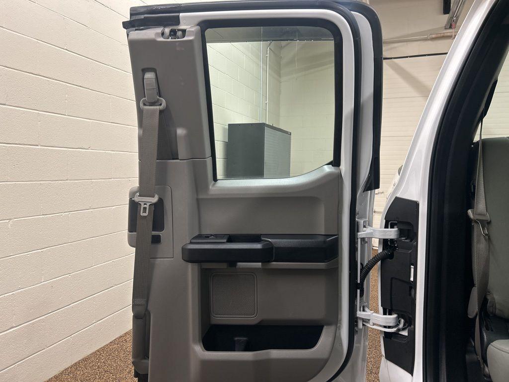 used 2015 Ford F-150 car, priced at $14,000