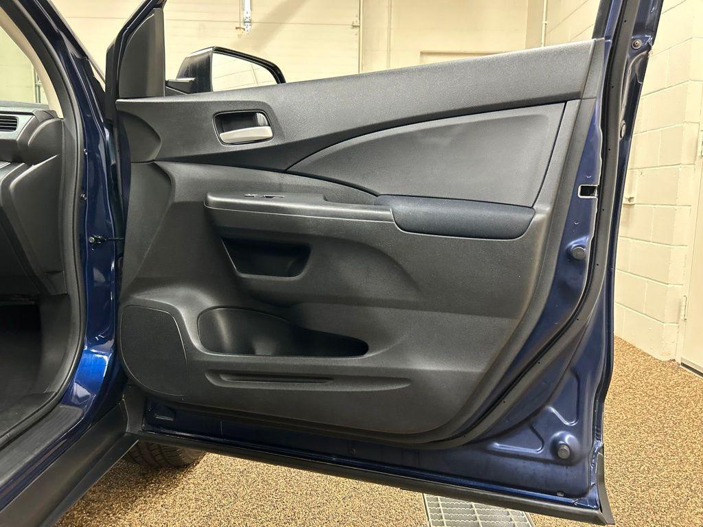 used 2016 Honda CR-V car, priced at $13,302