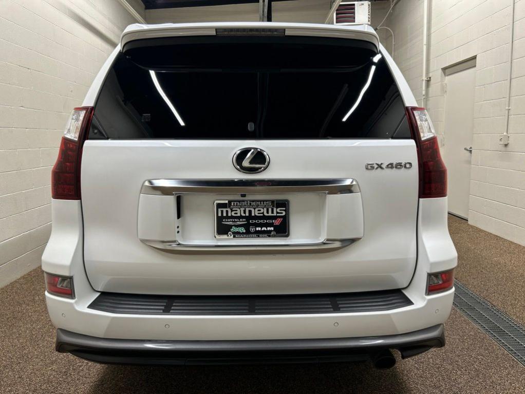 used 2020 Lexus GX 460 car, priced at $39,000
