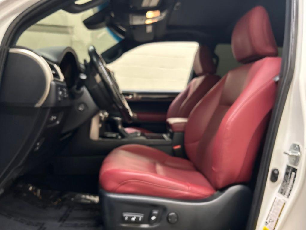 used 2020 Lexus GX 460 car, priced at $39,000